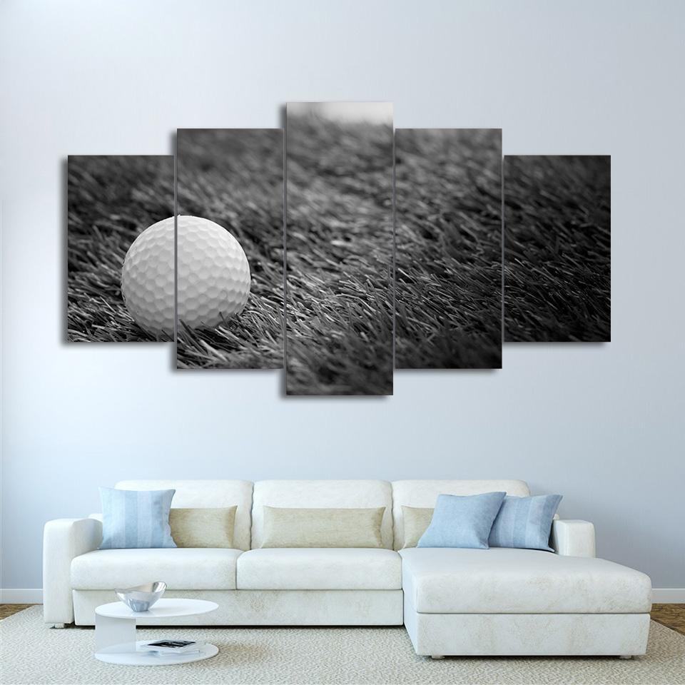 Golf Ball In Grass Black And White Sport Leinwandbilder – Kunstdrucke Golf
