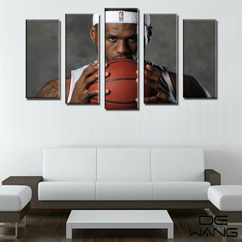 Lebron James Holding Ball Basketball Leinwandbilder Kunstdrucke Rahmen