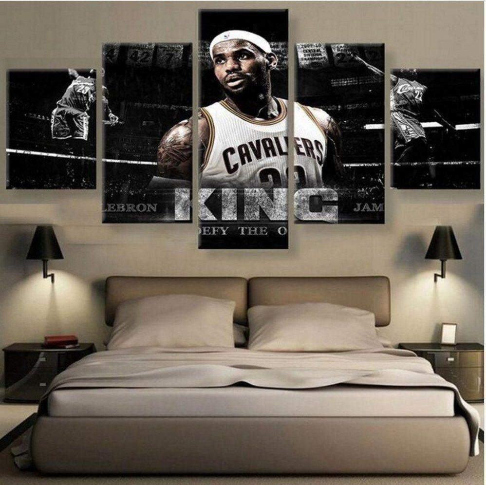 LeBron James King of the Court – Motivierende Leinwandbilder für Basketball-Fans