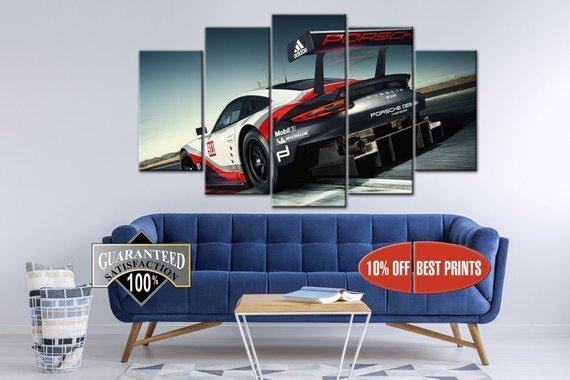 Professionelle Hockeyspieler in Aktion – Fesselndes Leinwandbild für Hockey-Liebhaber