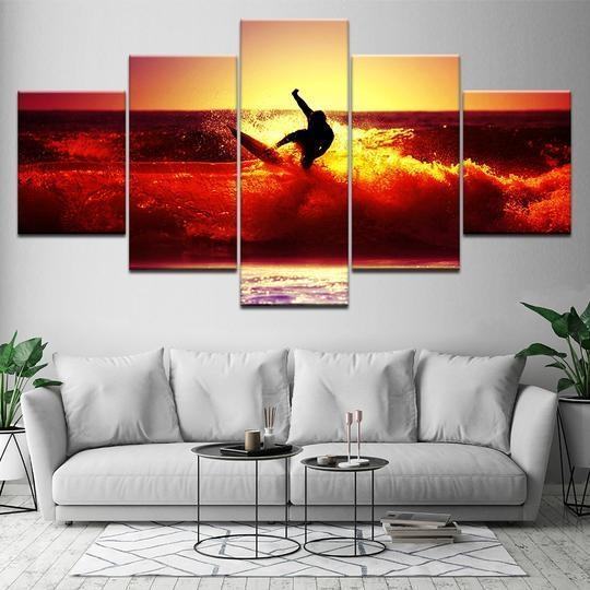 Surfer beim Sonnenuntergang - Lebendige Sport Leinwandbilder Kunstdrucke