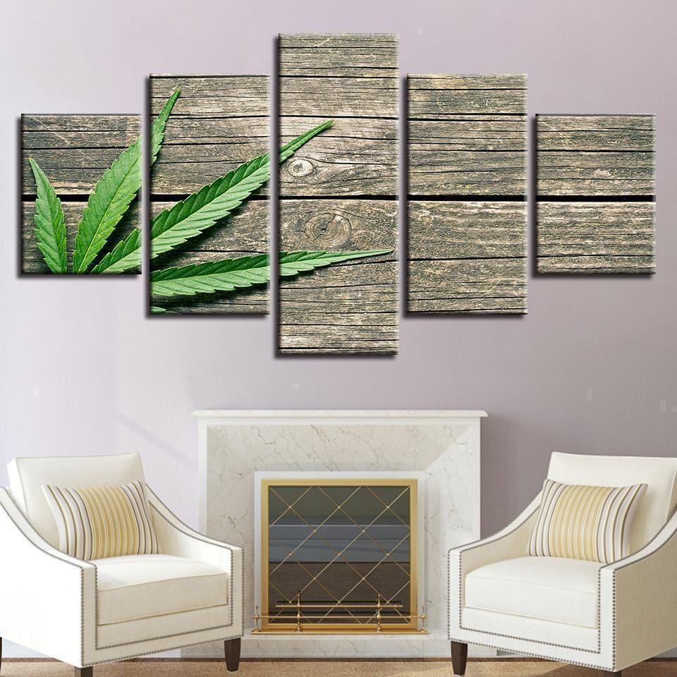 Weed On Wood Cannabis Nature Leinwandbilder Kunstdrucke  