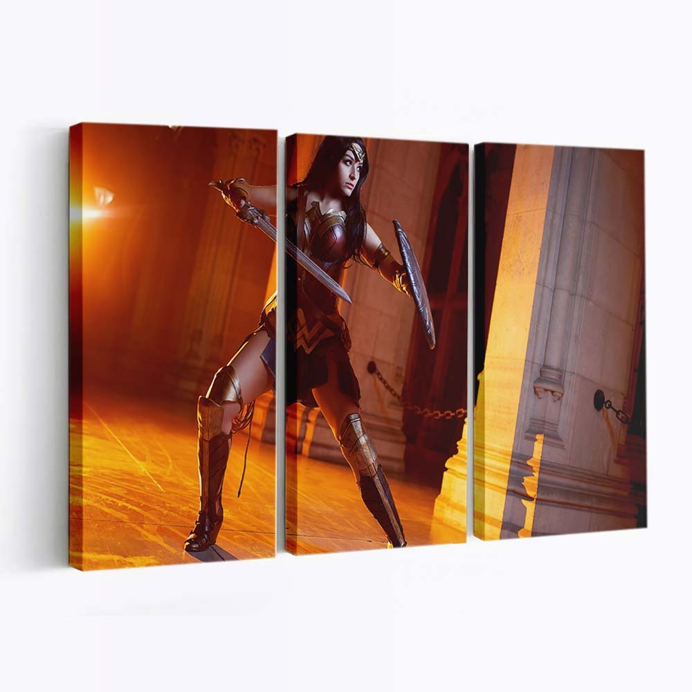 Wonder Woman Sword Cosplay Leinwandbilder | Wanddeko